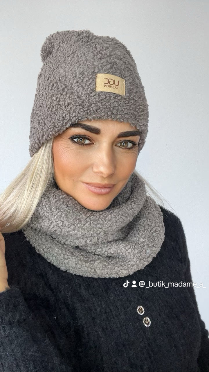 Zimowy komplet damski