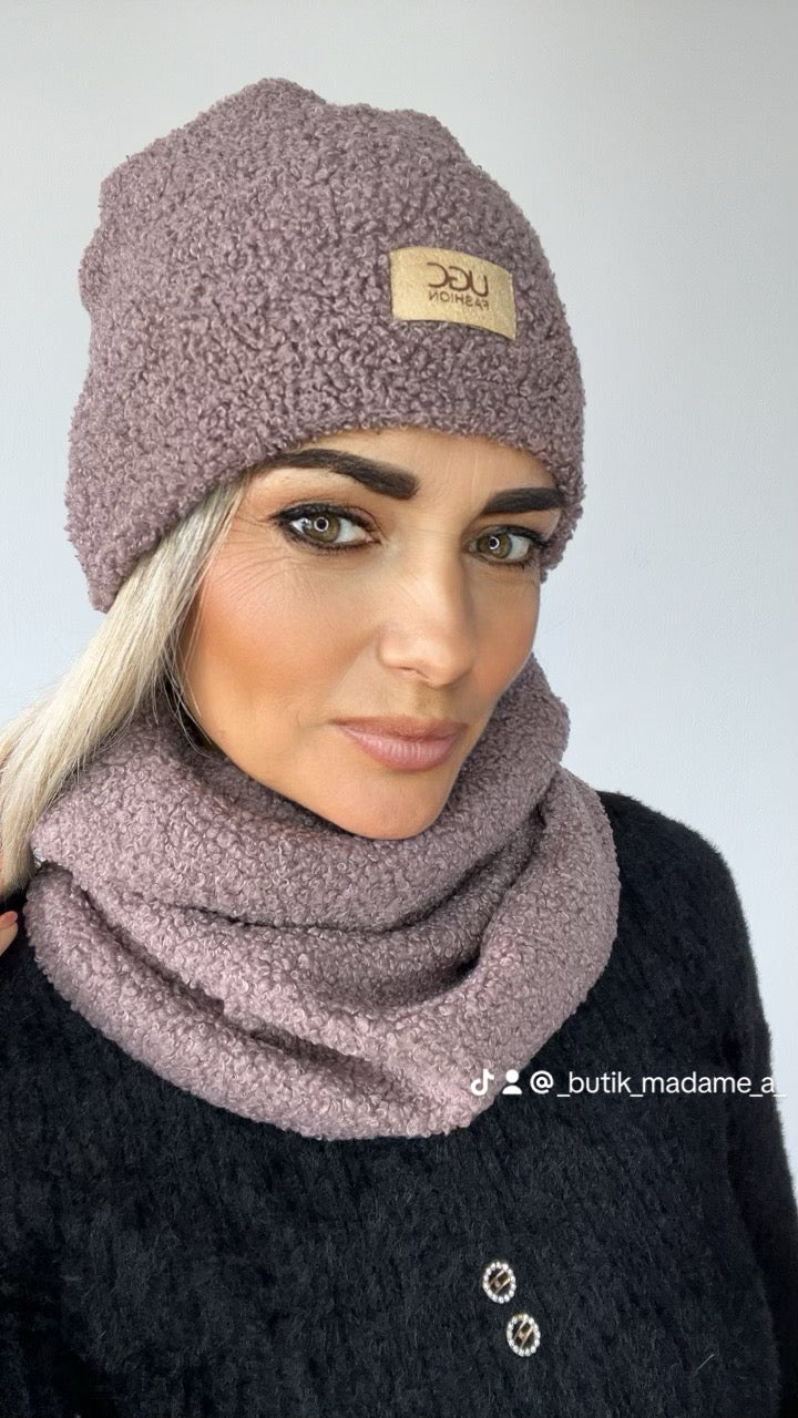 Zimowy komplet damski