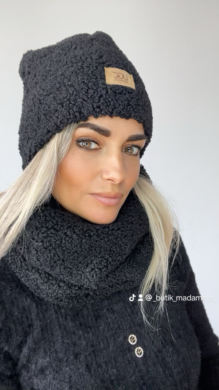 Zimowy komplet damski